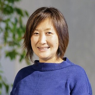 真殿 由美子